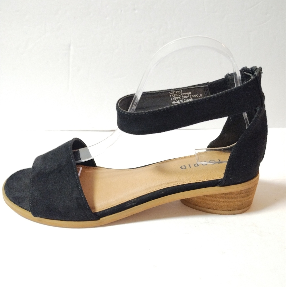 Torrid Women's Faux Suede Strappy Tear Drop Heel Sandals Size 9W Block Heel